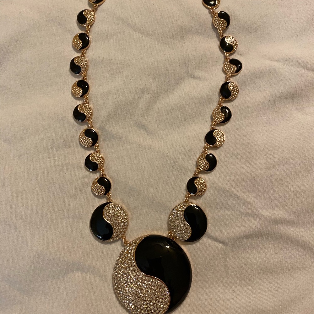 Akkad Necklace